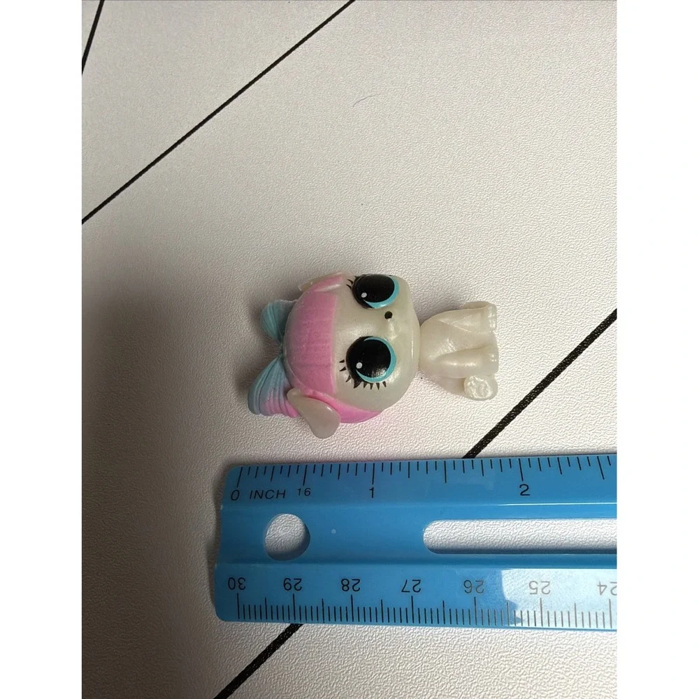 LOL Surprise Partay Puppy Doll Figure Toy Dog Pet White Pink Blue‎ Ribbon Rare